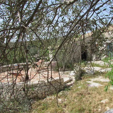 Casa Sarculla Ferienhaus Testa dellʼAcqua